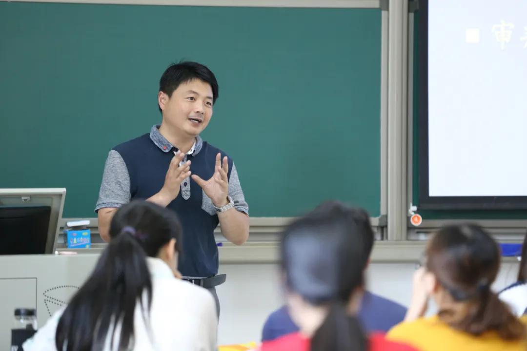 社科院大学迈向新时代卓越教育的新动态